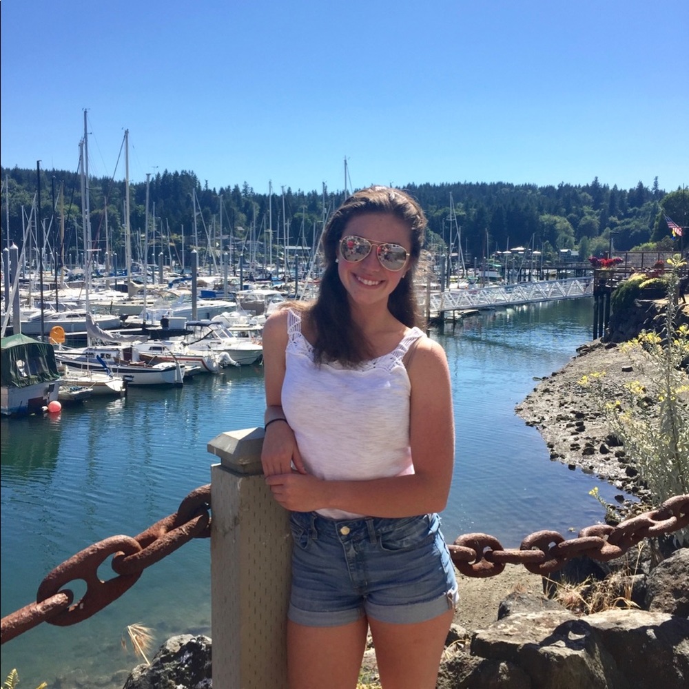 Meet your Posher, Allie